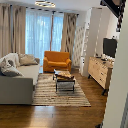 Apartamento House Ema 4 *